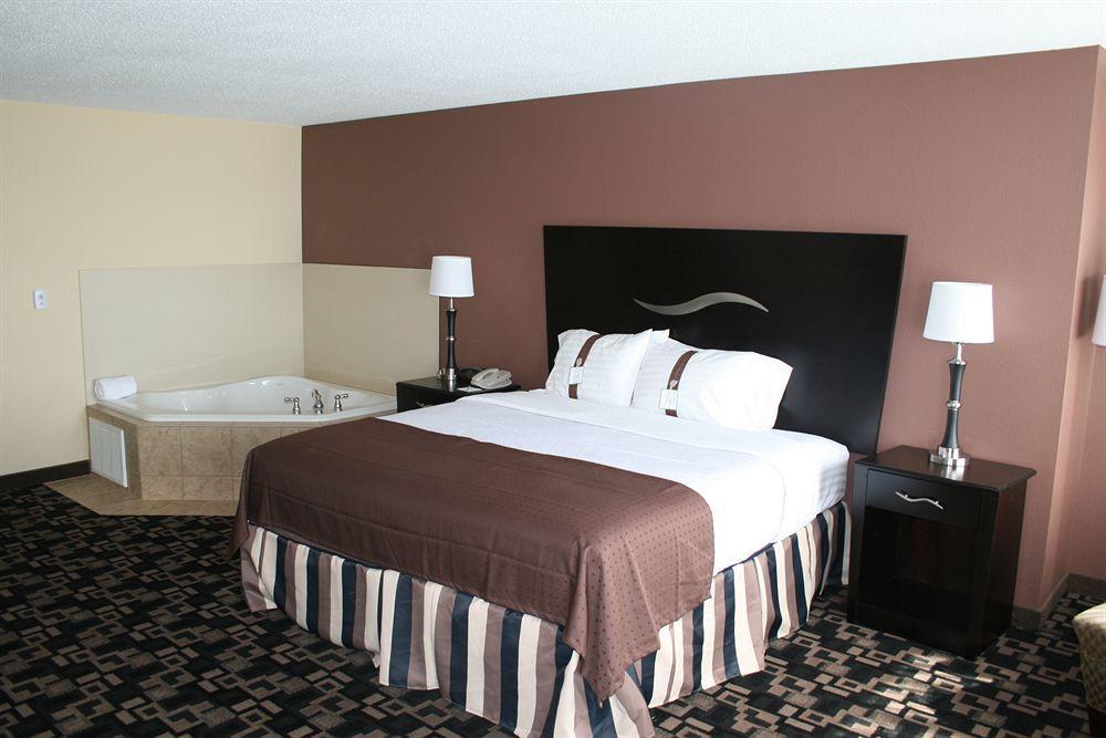 Holiday Inn Express Georgetown By Ihg Екстериор снимка