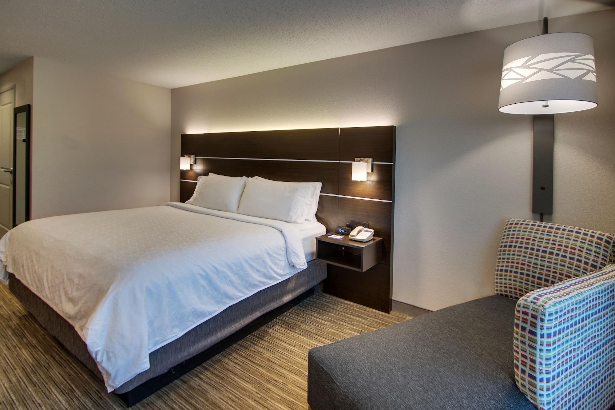 Holiday Inn Express Georgetown By Ihg Екстериор снимка