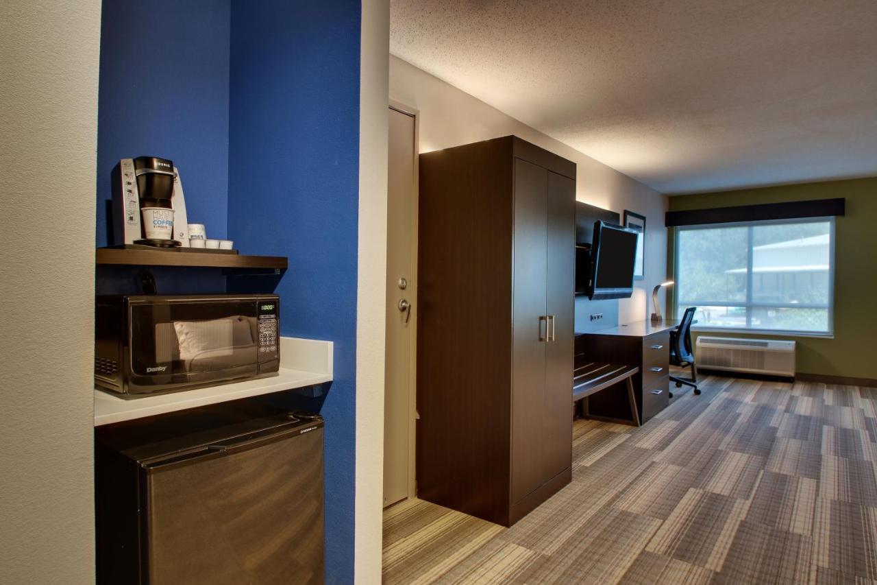 Holiday Inn Express Georgetown By Ihg Екстериор снимка