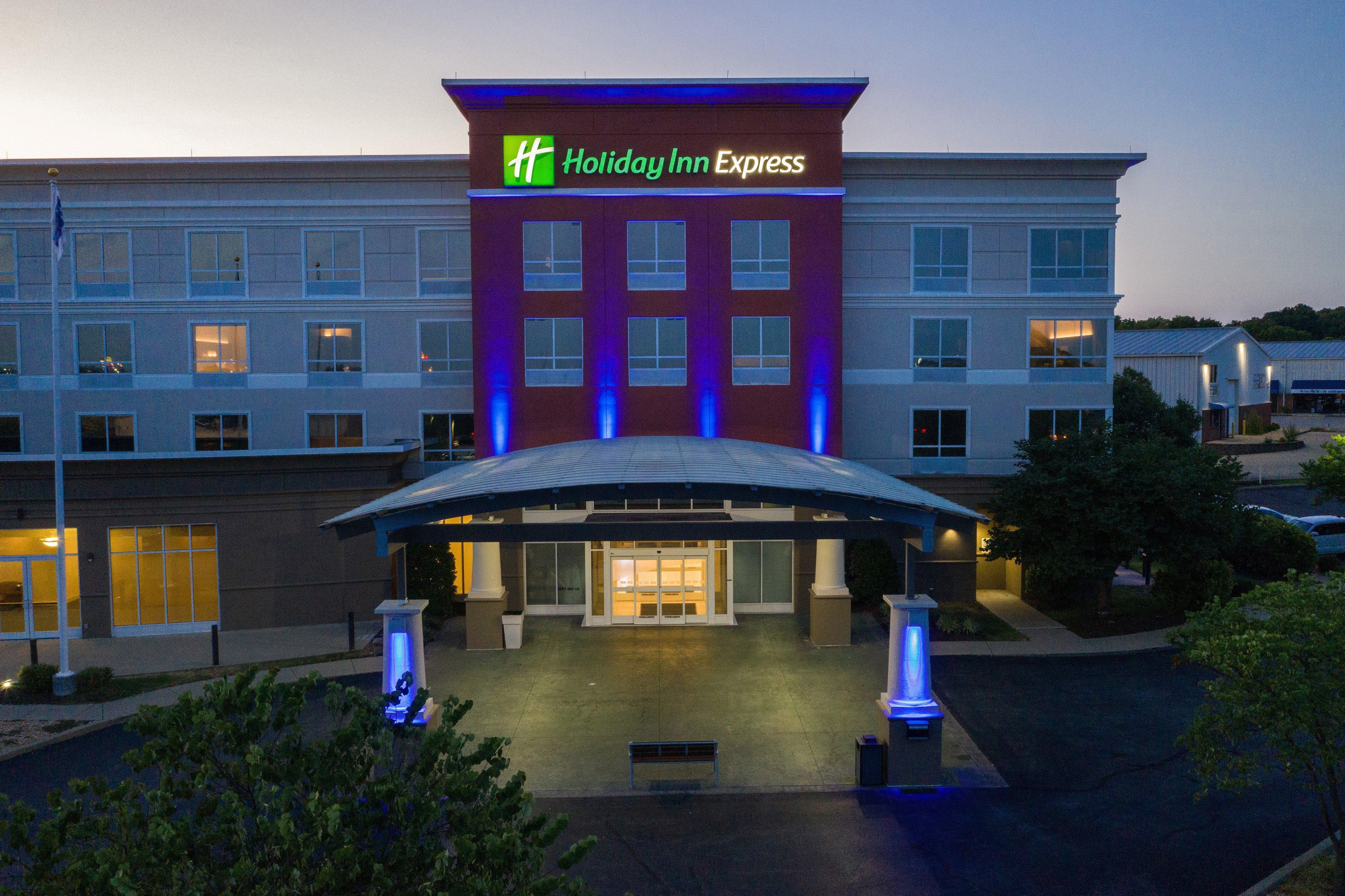 Holiday Inn Express Georgetown By Ihg Екстериор снимка