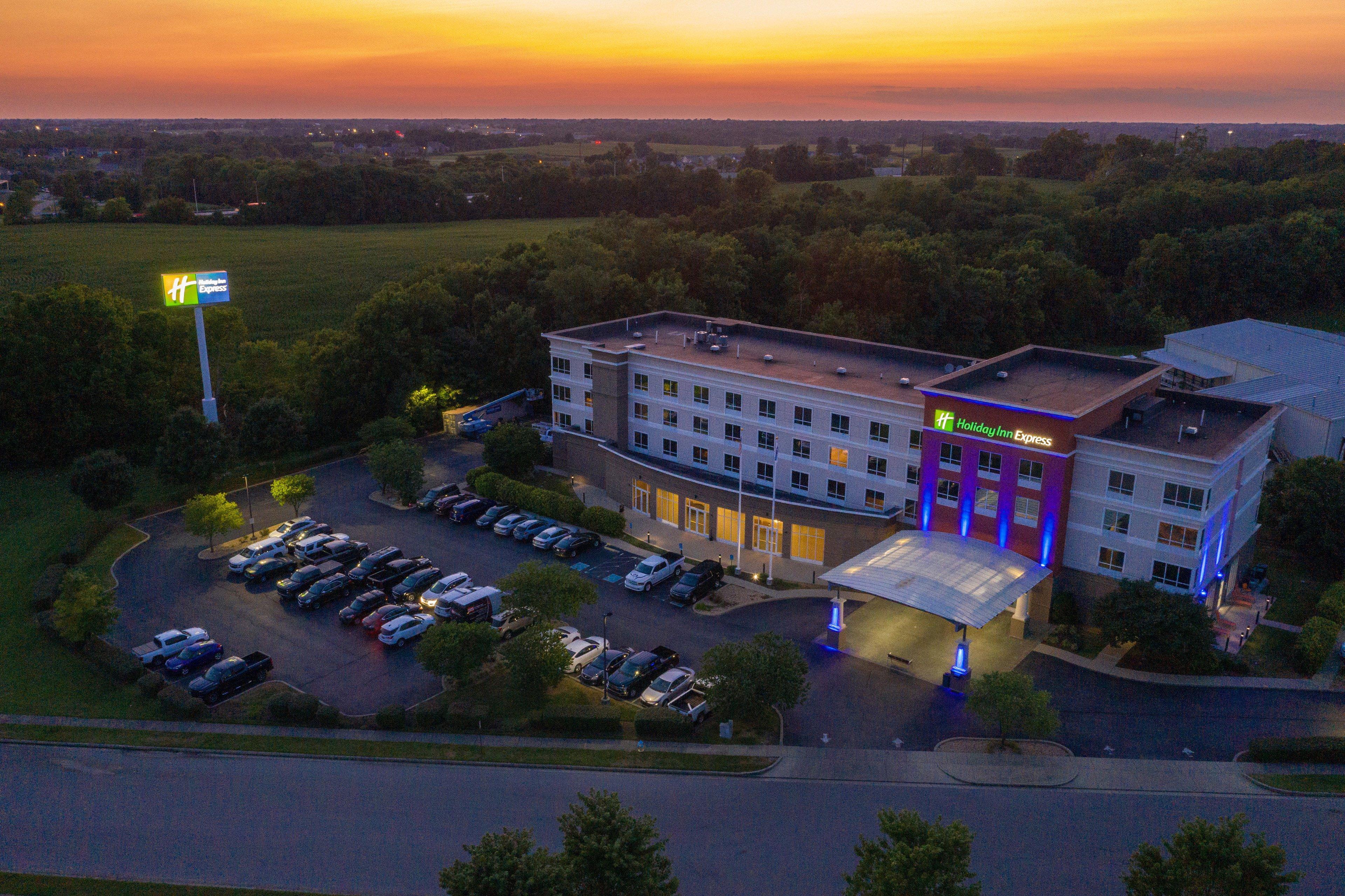 Holiday Inn Express Georgetown By Ihg Екстериор снимка