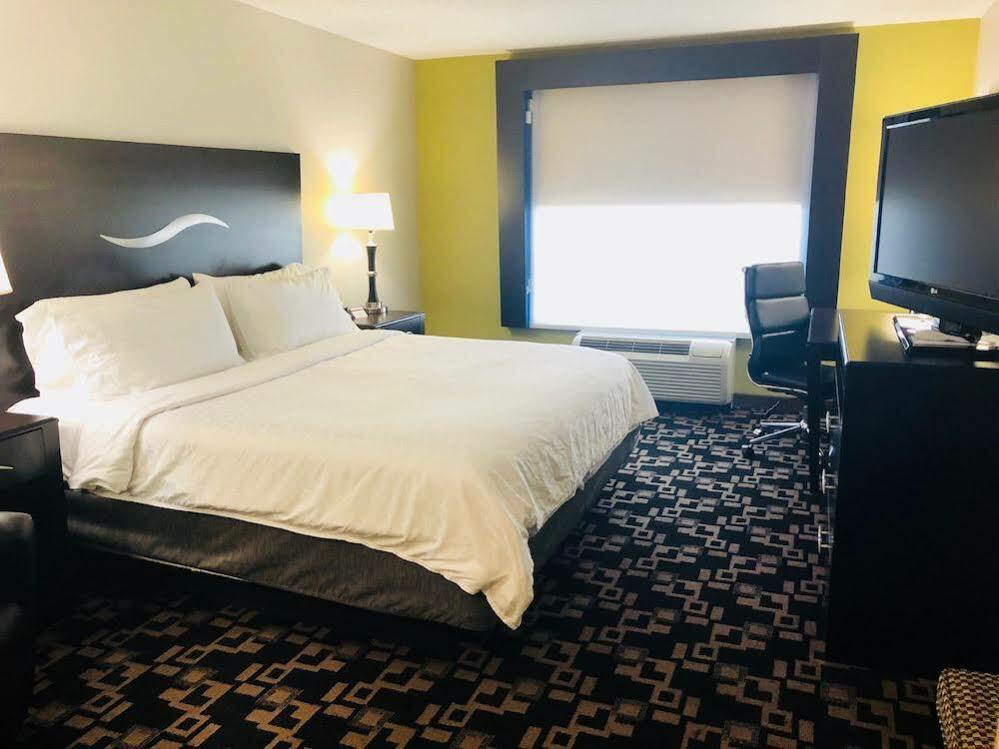 Holiday Inn Express Georgetown By Ihg Екстериор снимка