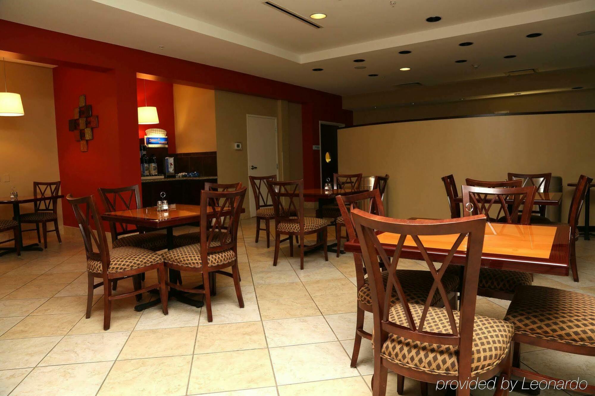 Holiday Inn Express Georgetown By Ihg Екстериор снимка